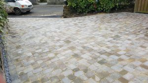 Country cobble driveway in bath