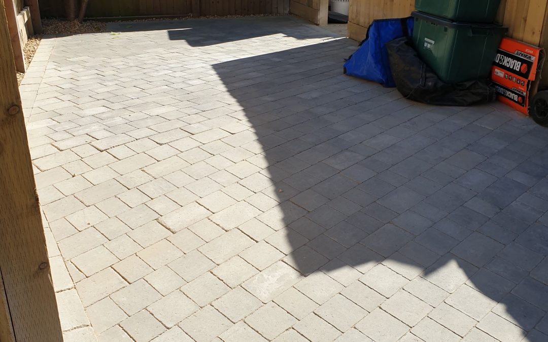 Driveway and fencing – Bath